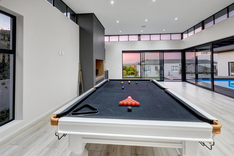 6 Bedroom Property for Sale in Clara Anna Fontein Western Cape